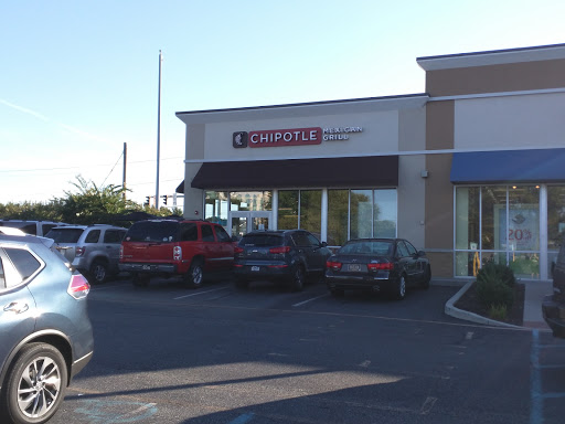 Mexican Restaurant «Chipotle Mexican Grill», reviews and photos, 1141 N Dupont Hwy #101, Dover, DE 19901, USA