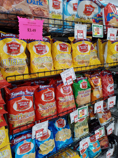 Grocery Store «Hollywood Super Market», reviews and photos, 714 N Main St, Royal Oak, MI 48067, USA