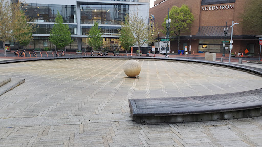 Park «Director Park», reviews and photos, 815 SW Park Ave, Portland, OR 97205, USA