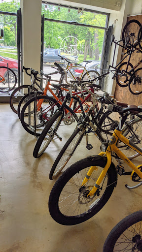 Bicycle Store «Cosmic Bikes Inc.», reviews and photos, 4641 N Milwaukee Ave, Chicago, IL 60630, USA