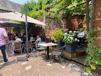 Atmosphère du Restaurant français Les Pierres Rouges à Collonges-la-Rouge - n°7