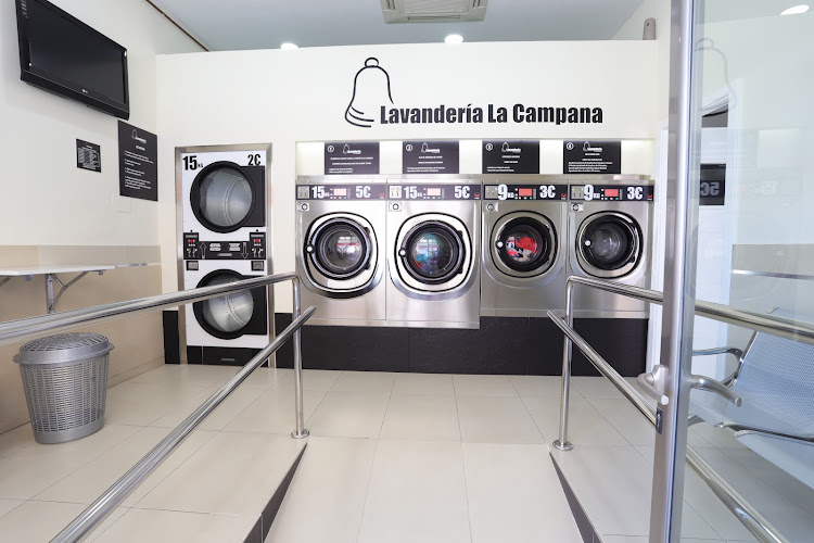 Lavandería La Campana en La Línea de la Concepción