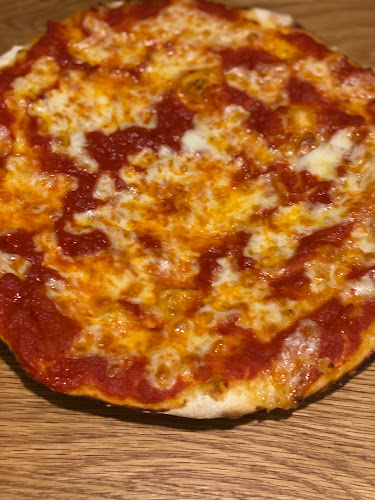 Francos Cucina Italiana (Italian Takeaway) - Pizza