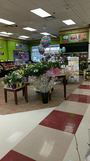 Supermarket «Price Chopper», reviews and photos, 285 N Plainfield Rd, West Lebanon, NH 03784, USA