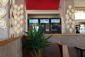 Dairy Queen image