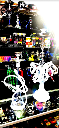Tobacco Shop «Big Blaze smoke shop», reviews and photos, 851 N Sacramento St, Lodi, CA 95240, USA