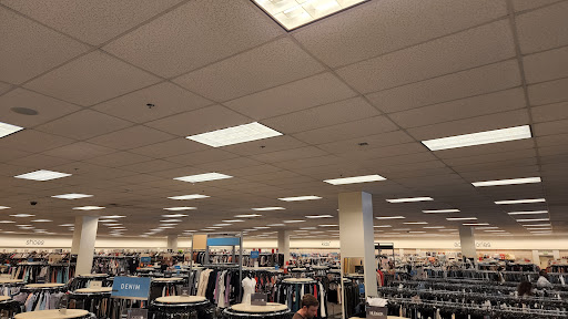 Department Store «Nordstrom Rack Gateway», reviews and photos, 9607 Research Blvd, Austin, TX 78759, USA