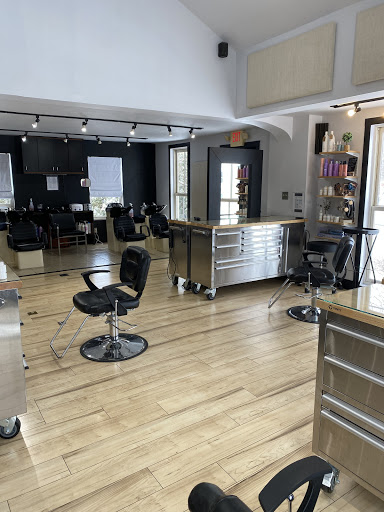 Beauty Salon «Lee Marie Salon», reviews and photos, 4676 W Streetsboro Rd, Richfield, OH 44286, USA