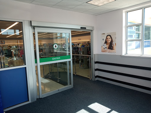 Thrift Store «Goodwill Thrift Store», reviews and photos, 13920 SW Pacific Hwy, Tigard, OR 97223, USA