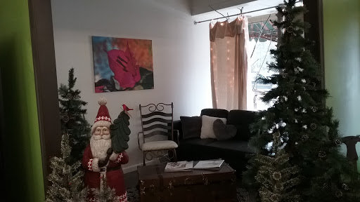 Florist «DeMuth Florist», reviews and photos, 302 Pittsburgh St, Connellsville, PA 15425, USA