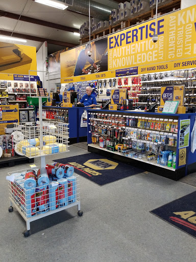 Auto Parts Store «NAPA Auto Parts - Genuine Parts Company», reviews and photos, 152 US-1, Freeport, ME 04032, USA
