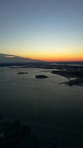 Movie Theater «Regal Cinemas Battery Park 11», reviews and photos, 102 North End Ave, New York, NY 10281, USA