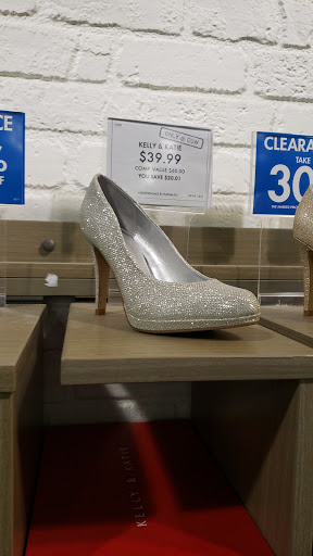 Shoe Store «DSW Designer Shoe Warehouse», reviews and photos, 4741 Ashford Dunwoody Rd, Dunwoody, GA 30338, USA