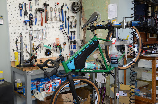 Bicycle Store «Motorless Motion Bicycles», reviews and photos, 640 W Washington Ave, Madison, WI 53703, USA