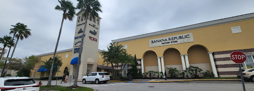 Clothing Store «Banana Republic», reviews and photos, 8200 Vineland Ave, Orlando, FL 32821, USA