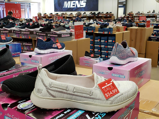 Shopping Mall «Outlets at Anthem», reviews and photos, 4250 W Anthem Way, Phoenix, AZ 85086, USA