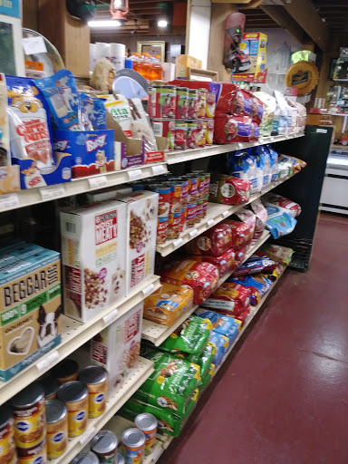 General Store «T & E General Store», reviews and photos, 110 S Maple St, Yamhill, OR 97148, USA