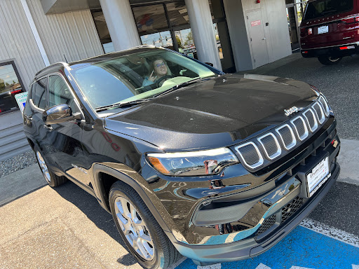 Car Dealer «Enumclaw Chrysler Jeep Dodge», reviews and photos, 726 Roosevelt Ave, Enumclaw, WA 98022, USA