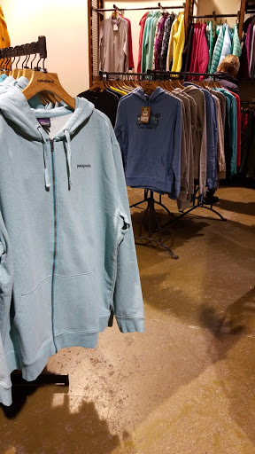 Clothing Store «Patagonia St. Paul», reviews and photos, 1648 Grand Ave, St Paul, MN 55105, USA