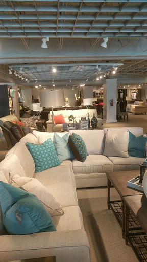 Furniture Store «Havertys Furniture», reviews and photos, 3700 N Federal Hwy, Fort Lauderdale, FL 33308, USA