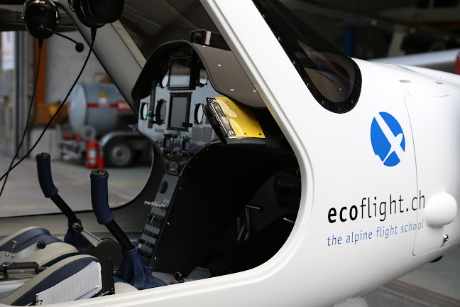 Rezensionen über Ecoflight GmbH, Flugschule und Flugzeugvermietung in Glarus Nord - Schule