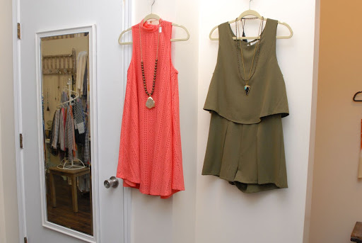 Gift Shop «Arabella’s Gift Boutique», reviews and photos, 2510 McMullen Booth Rd D, Clearwater, FL 33761, USA