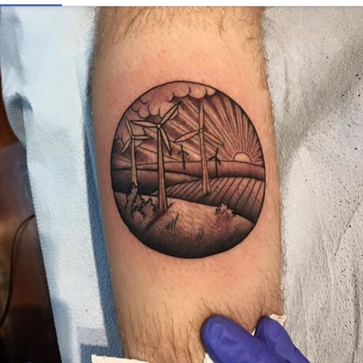 Tattoo Shop «Illinois Tattoo Co», reviews and photos, 109 W Monroe St, Bloomington, IL 61701, USA