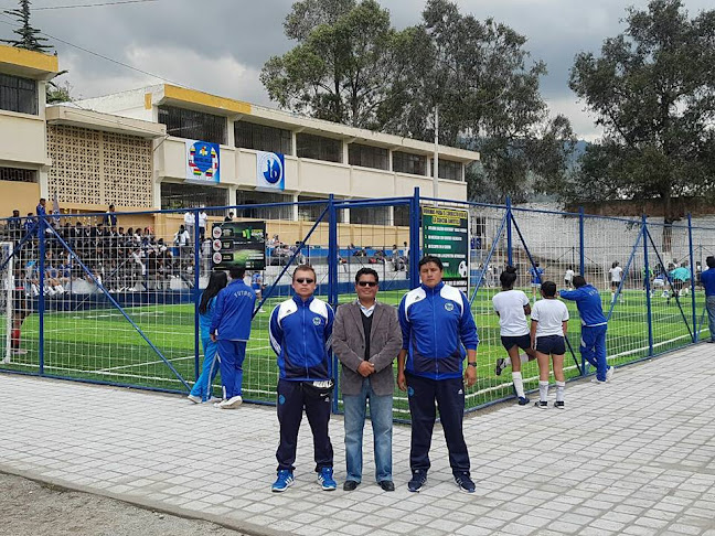 Opiniones de Colegio Nacional Andrés Bello en Quito - Escuela