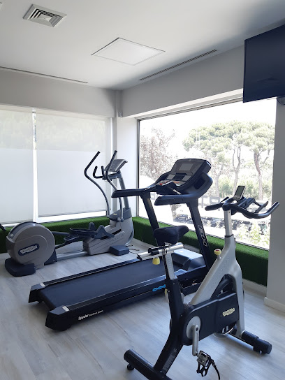 Beper Sports Club - C. Barlovento, 30, 28223 Pozuelo de Alarcón, Madrid, Spain