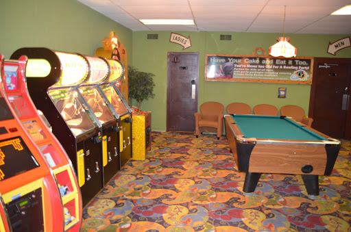 Bowling Alley «Cedar Lanes», reviews and photos, 1935 Cleveland Rd W, Sandusky, OH 44870, USA