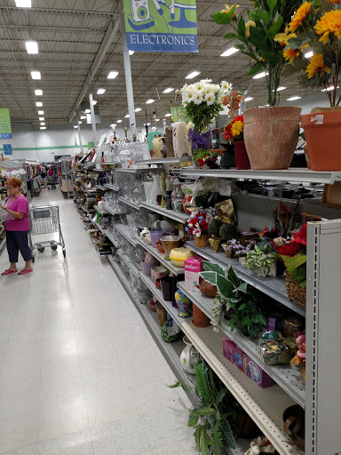 Thrift Store «2nd Ave Value Stores», reviews and photos, 163 Franklin Mills Blvd, Philadelphia, PA 19154, USA