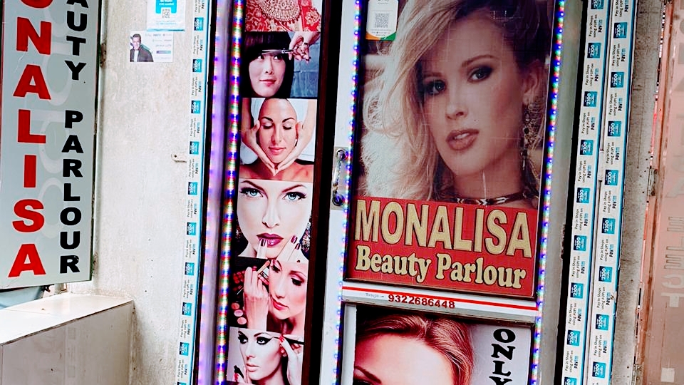 Monalisa beauty parlour