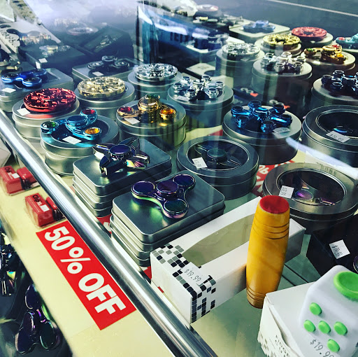 Electronics Repair Shop «iFixit911 Phone, PC, Tablet & Electronics Repairs», reviews and photos, 4008 SW 64th Ave, Davie, FL 33314, USA