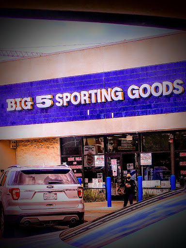 Sporting Goods Store «Big 5 Sporting Goods - San Mateo», reviews and photos, 2825 S El Camino Real, San Mateo, CA 94403, USA