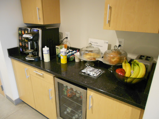 BMW Dealer «BMW of Annapolis», reviews and photos, 31 Old Mill Bottom Rd, Annapolis, MD 21409, USA