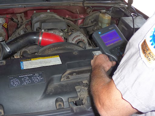 Auto Repair Shop «Masterwerks Tire and Auto», reviews and photos, 21824 N 19th Ave, Phoenix, AZ 85027, USA