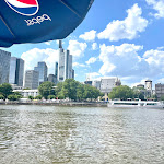 Photo n°4 de l'avis de Dante. fait le 27/06/2022 à 18:23 sur le  Bootshaus Frau Rauscher auf dem Main à Frankfurt