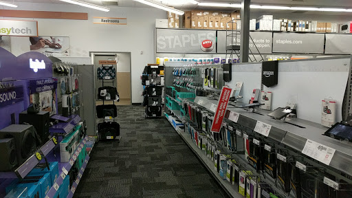 Office Supply Store «Staples», reviews and photos, 265 Eastchester Dr #109, High Point, NC 27262, USA