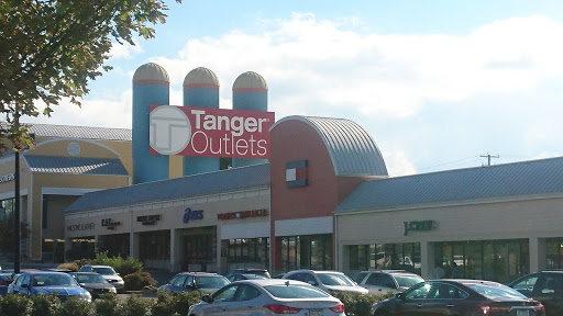 Outlet Mall «Tanger Outlet Lancaster», reviews and photos, 311 Stanley K. Tanger Blvd, Lancaster, PA 17602, USA