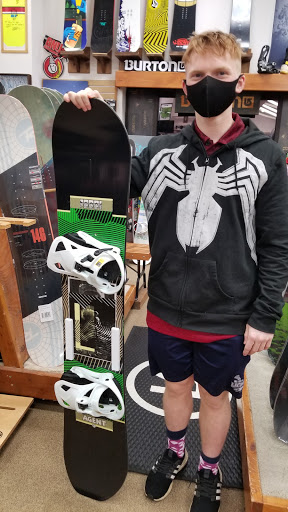 Ski Shop «Alpine Ski Shop Sterling», reviews and photos, 21999 Shaw Rd, Sterling, VA 20164, USA