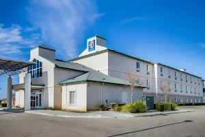 Motel 6 Lemoore, CA image