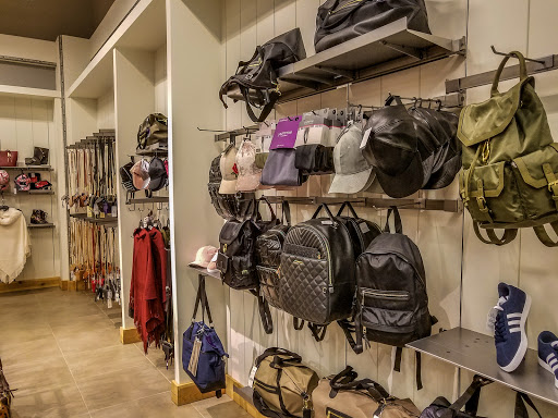 Shoe Store «DSW Designer Shoe Warehouse», reviews and photos, 2601 Plainfield Rd b, Joliet, IL 60435, USA