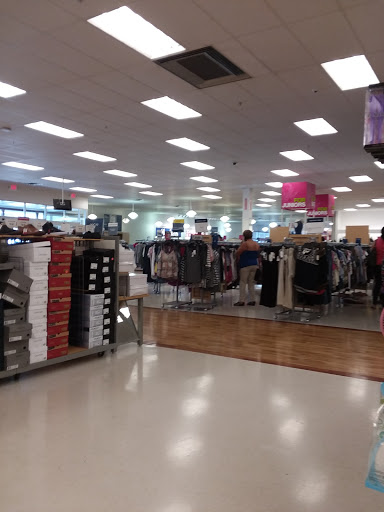 Department Store «Marshalls and HomeGoods», reviews and photos, 300 Soscol Ave, Napa, CA 94559, USA