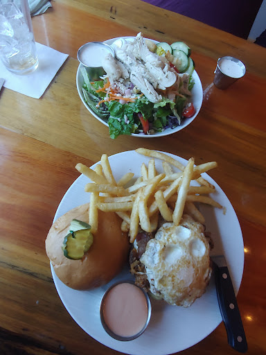 Restaurant «Oak Barrel of Eagle Restaurant and Sports Lounge», reviews and photos, 1065 E Winding Creek Dr, Eagle, ID 83616, USA