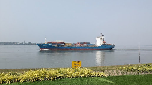 Google Maps image 11