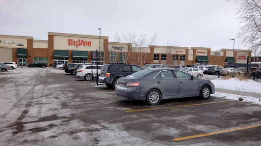 Grocery Store «Hy-Vee», reviews and photos, 6150 Egan Dr, Savage, MN 55378, USA