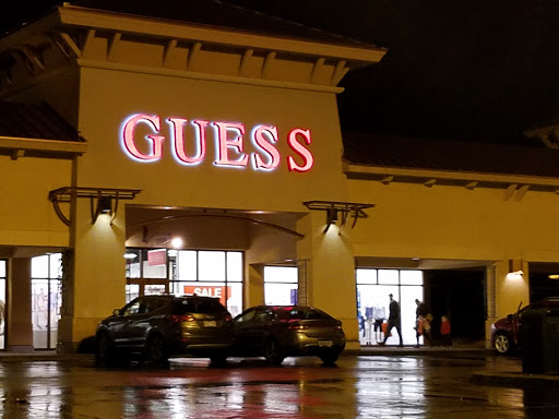 GUESS Factory, 1001 N Arney Rd #804, Woodburn, OR 97071, USA, 