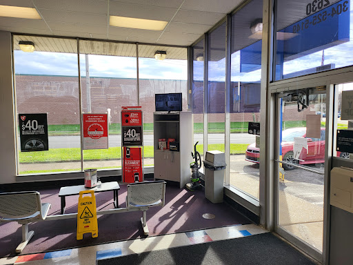 Tire Shop «Firestone Complete Auto Care», reviews and photos, 2630 5th Ave, Huntington, WV 25702, USA