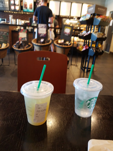 Coffee Shop «Starbucks», reviews and photos, 6455 Carlisle Pike #1a, Mechanicsburg, PA 17050, USA