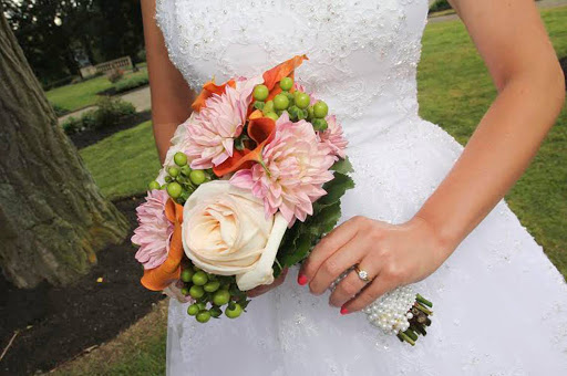 Florist «Flowers by Emily LLC», reviews and photos, 15620 W High St, Middlefield, OH 44062, USA